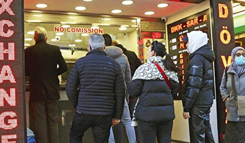 Turkey, queues at exchange offices