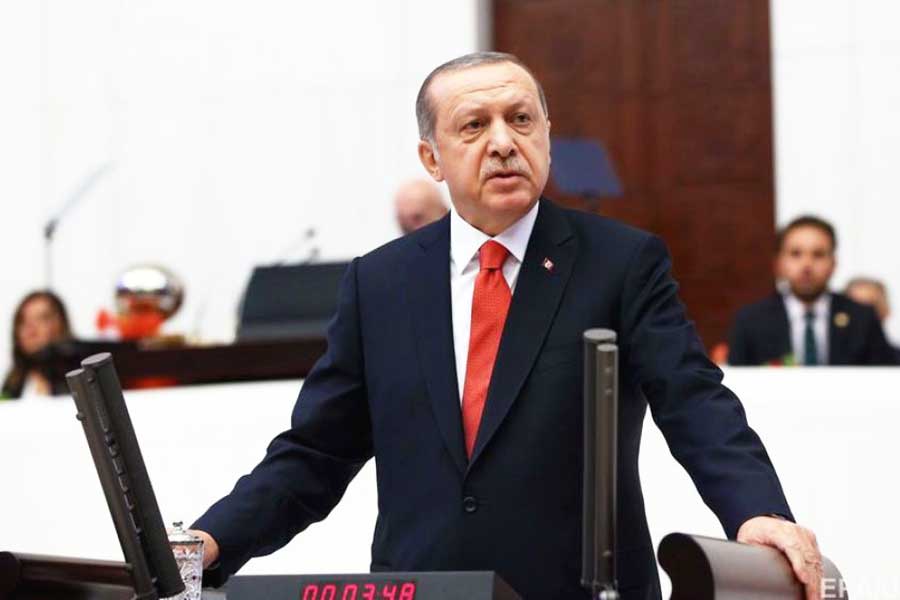 Erdoğan en el parlamento turco