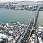 Estambul y el Bósforo cubiertos por la nieve