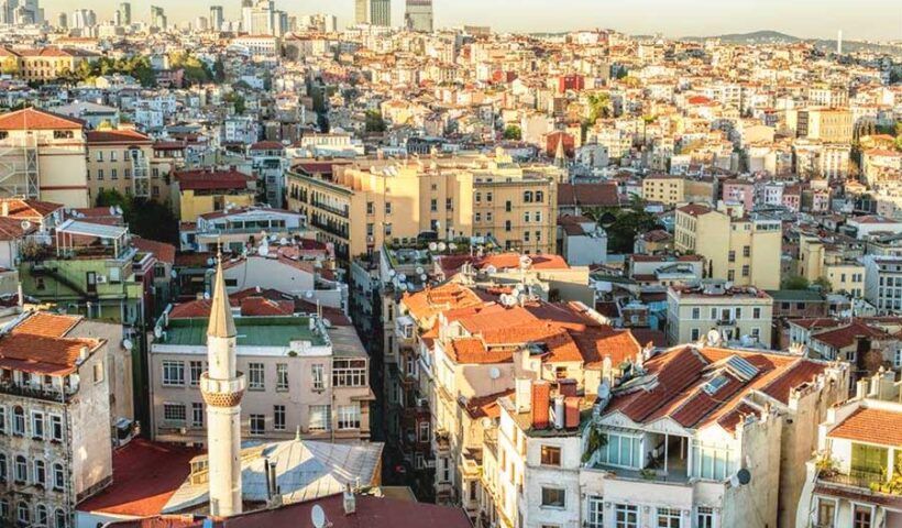 Istanbul, houses and buildings