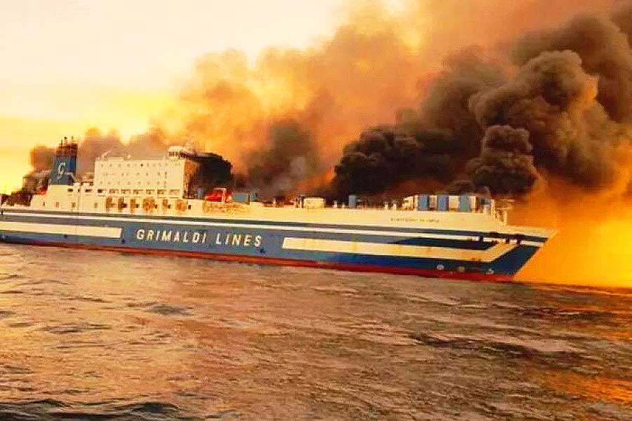 Greece, Italian ferry on fire
