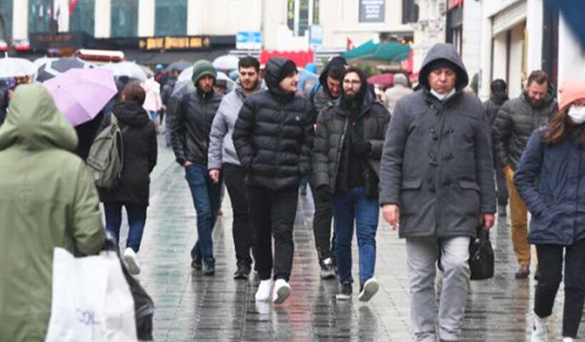 Turkey, mask no longer mandatory outdoors