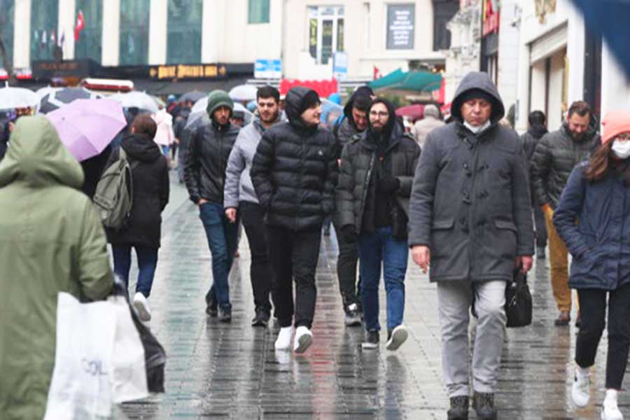 Turkey, mask no longer mandatory outdoors