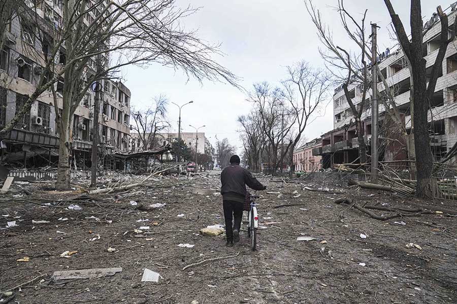 Ukraine, Mauripol's siege
