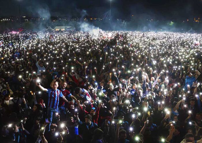 Istanbul, Trabzonspor fans celebrate ligue title