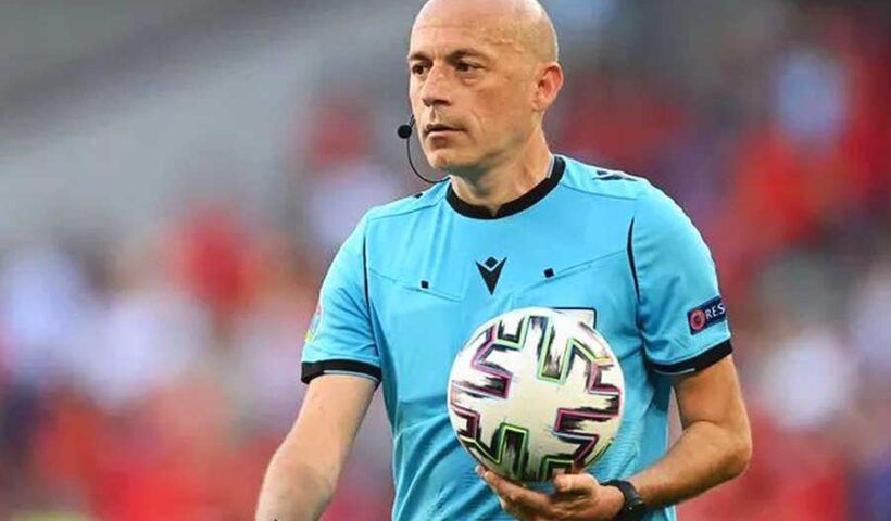 Turkish referee Cüneyt Çakır