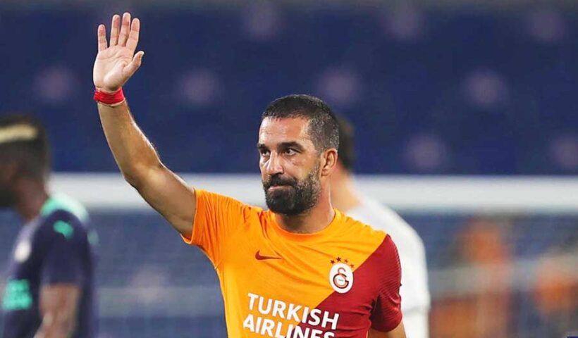 Arda Turan ends his career in football