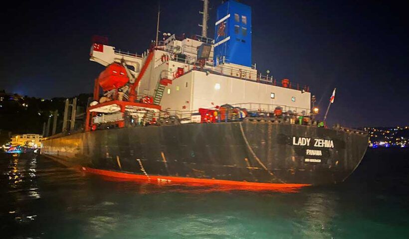 Istanbul, Ukrainian cargo ship ran aground