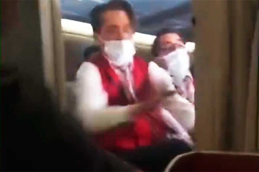 avión de Turkish Airlines aterriza de emergencia por agresión de pasajero