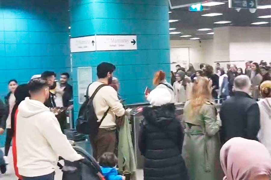 Istanbul, emergency evacuation of Marmaray