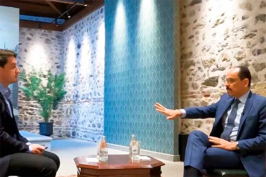 Turkey, Erdoğan spokesman walks out of interview