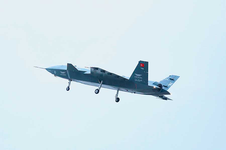 dron de combate turco Bayraktar Kızılelma