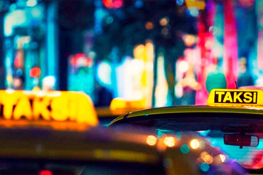 Istanbul, taxi drivers
