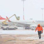 Aeropuerto de Estambul con nieve