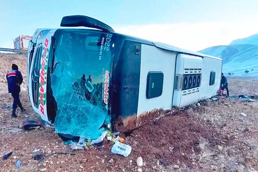 Turquía, accidente de autobús en Afyon