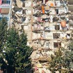 Turquía, edificio dañado por los terremotos