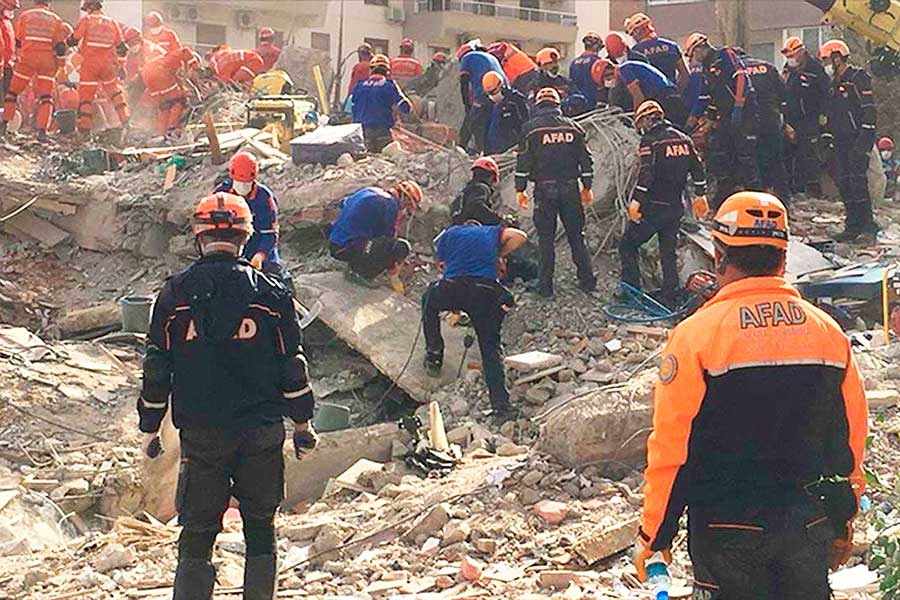 Turquía, equipos de rescate de AFAD