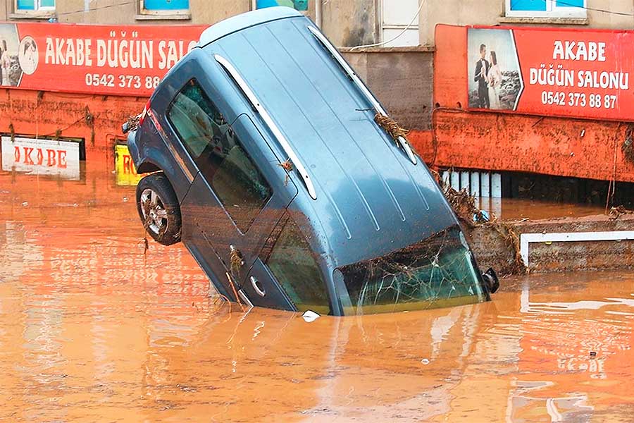 Turquía, inundaciones en Şanlıurfa