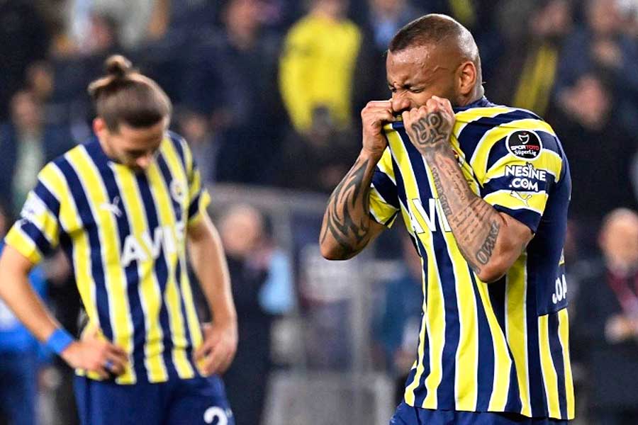 Fenerbahçe drew in the League