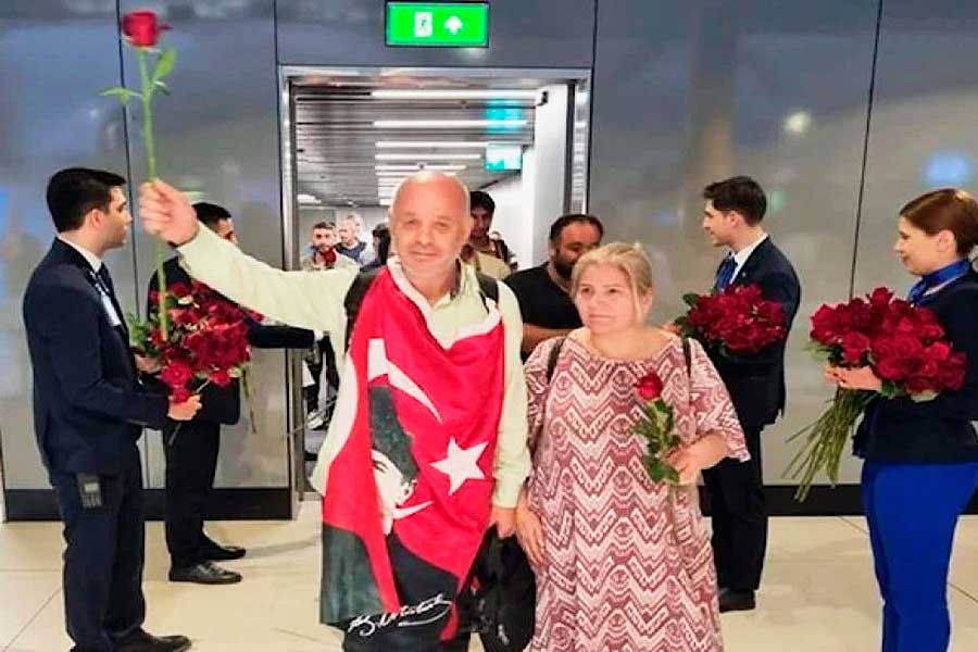 Istanbul, Turks evacuated from Sudan