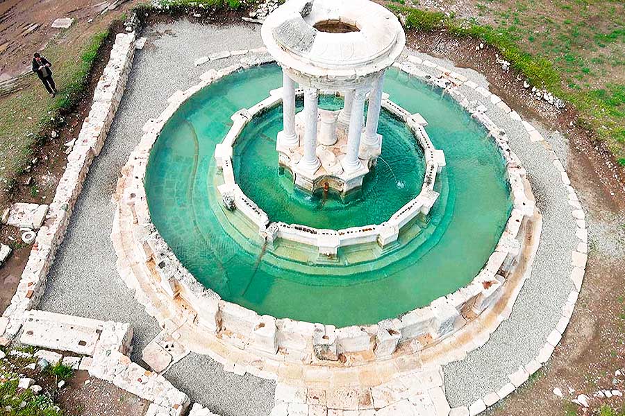 Turkey, Roman fountain restored