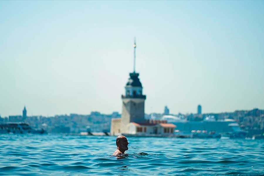 Istanbul, the sea in the Bosphorus