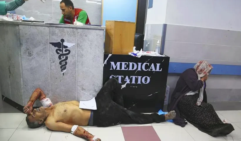 Gaza, hospitals collapsed