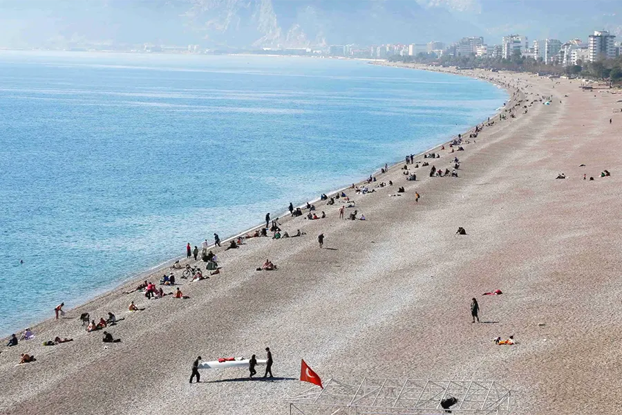 Konyaaltı beach in Antalya in winter