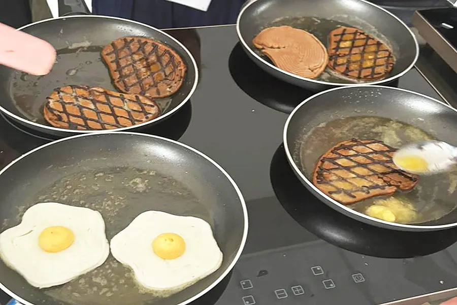 carne y huevos fabricados con impresora 3D