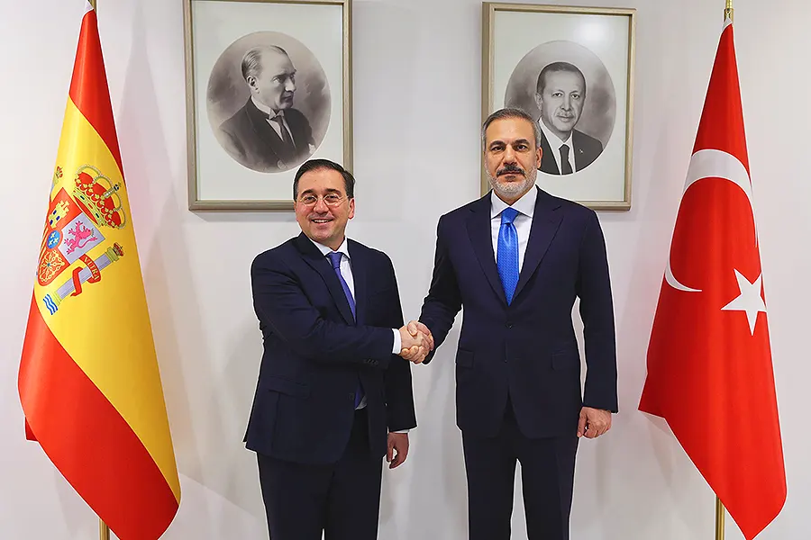 España y Albares, Turquía y Fidan