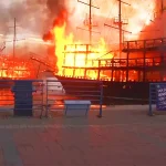 Turquía, incendio de barcos en Alanya