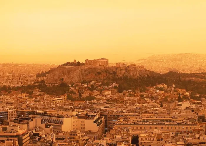 Grecia, nube de polvo del Sáhara