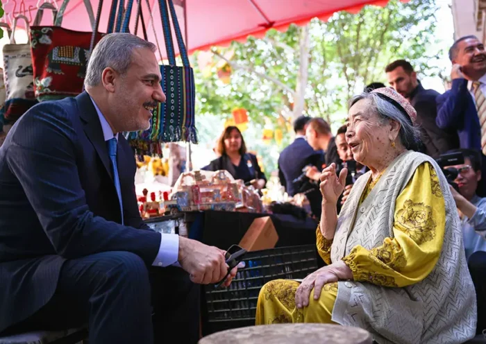 China, Hakan Fidan in Xinjiang