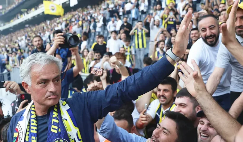 Mourinho's welcome to Fenerbahçe