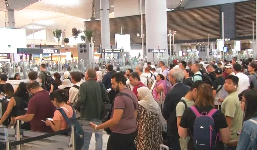 Queues at Istanbul Airport