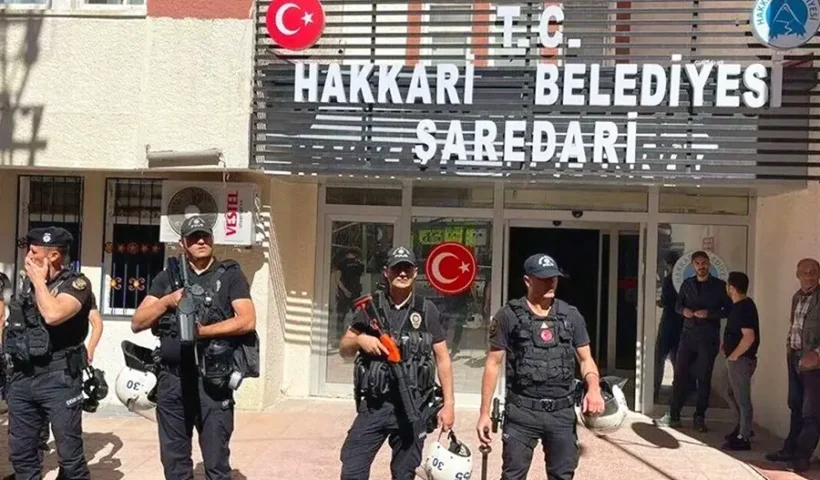 Turkey, Hakkari mayor detained