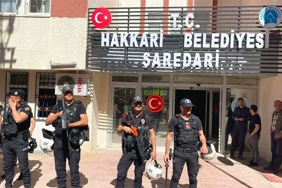 Turquía, detenido el alcalde de Hakkari