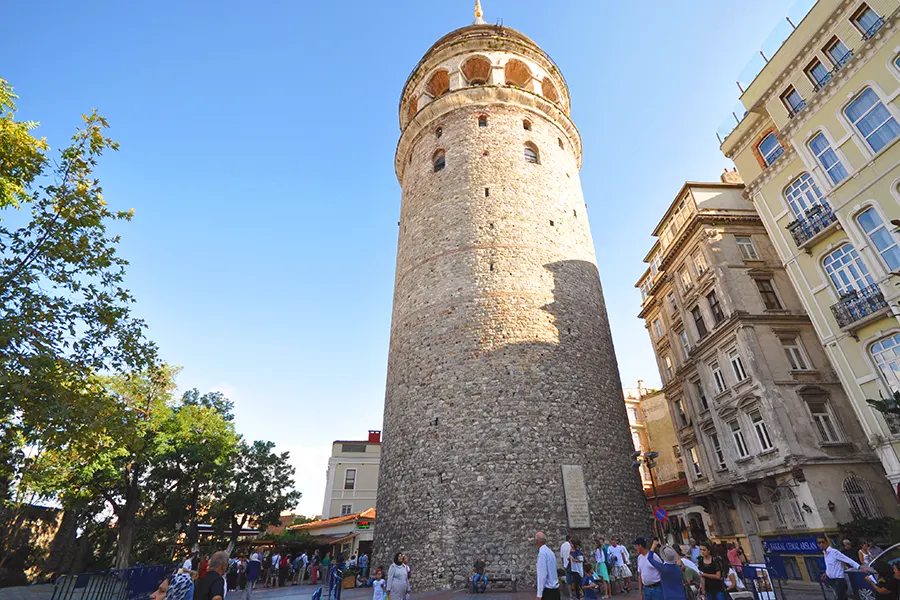 Estambul (Beyoğlu) y la Torre Galata