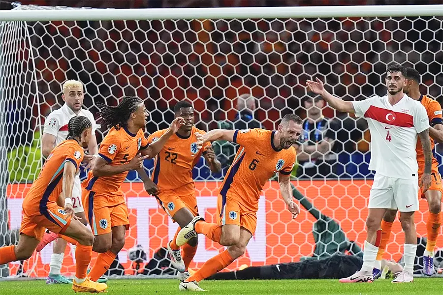 gol de Holanda a Turquía