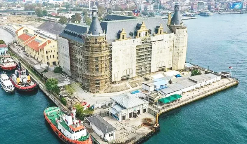 Istanbul, Haydarpaşa station