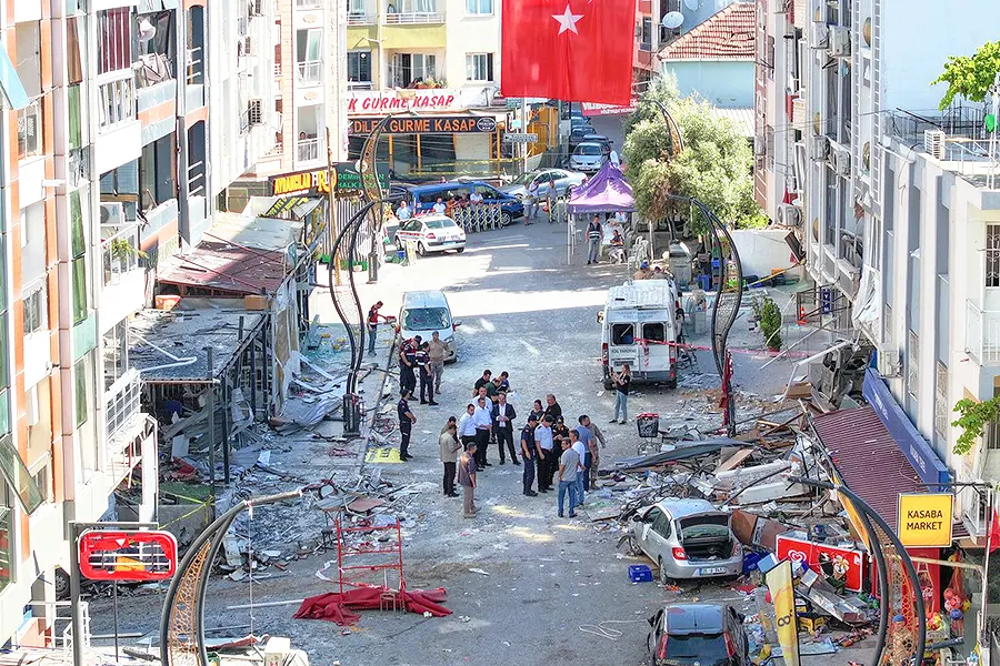 Turquía, explosión en Izmir