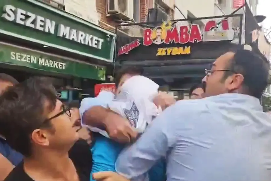 Izmir, ataque a soldados de EE.UU.