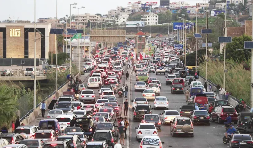 Lebanon, civilians fleeing from Israeli shelling