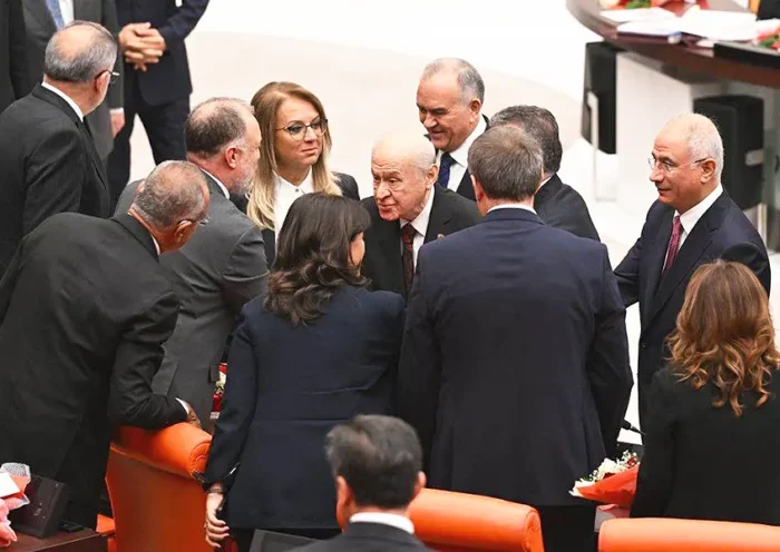 Bahçeli shakes hands with DEM party