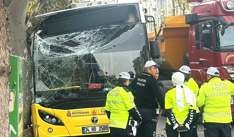 choque de autobús en Estambul