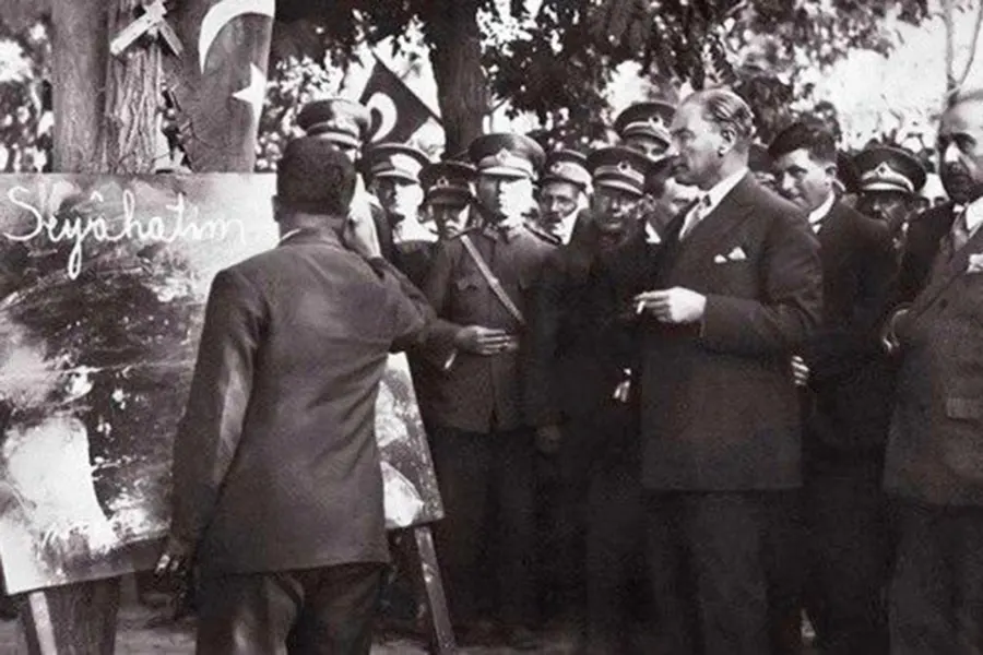 Atatürk, nuevo alfabeto turco