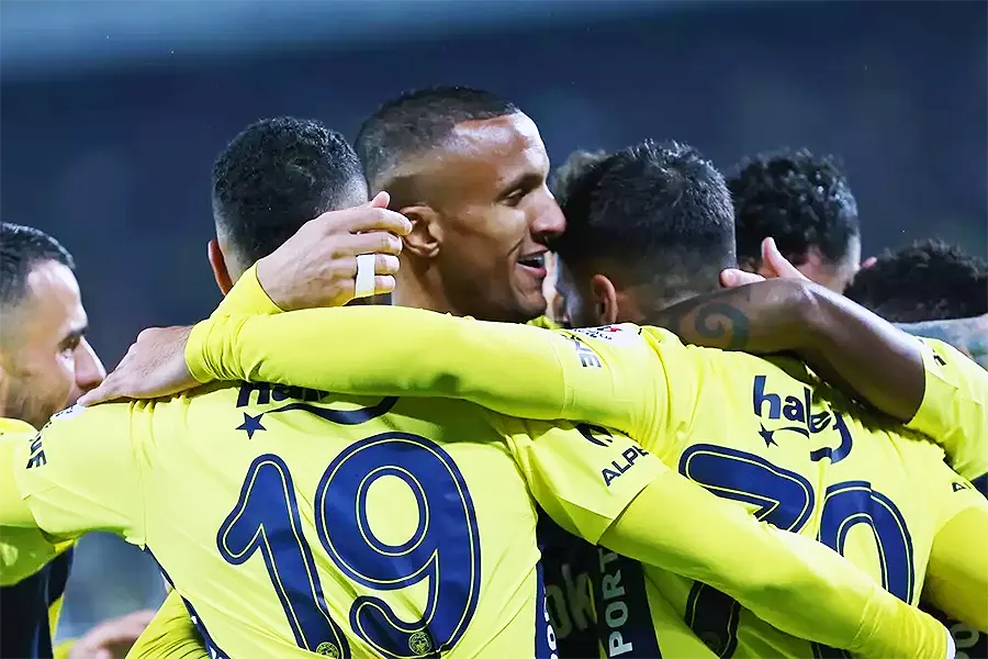 Fenerbahçe, gol de Becão