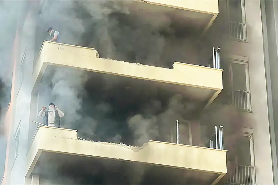 trabajadores atrapados en el incendio de Antalya