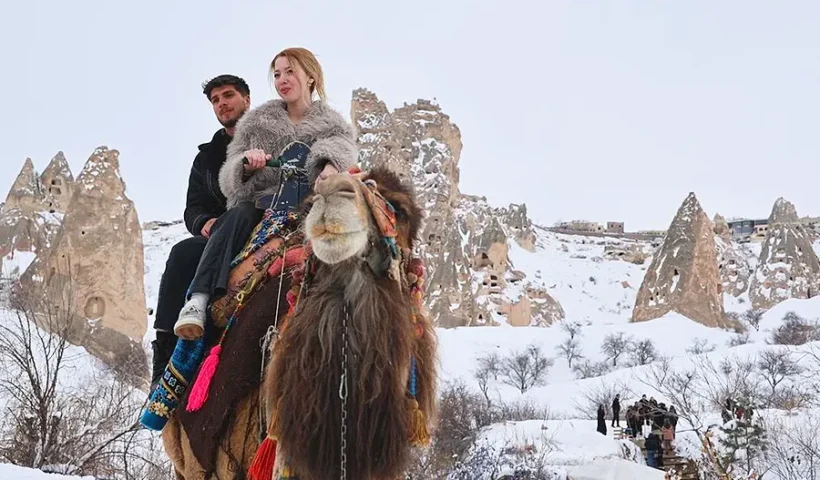 recorrido en camello por la Capadocia