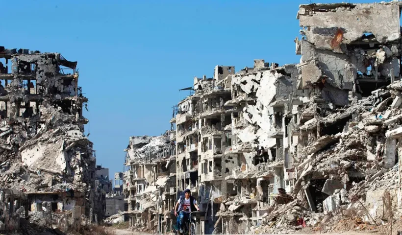Siria, devastación en Homs
